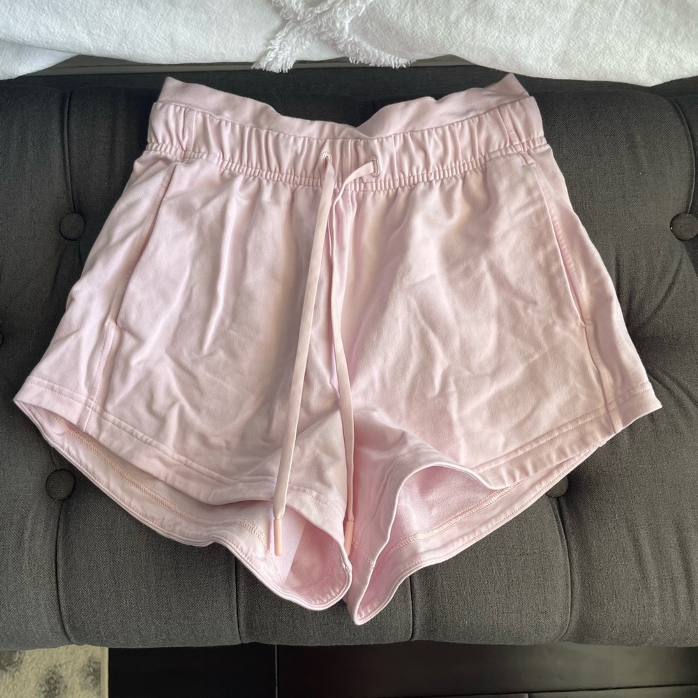 Lululemon Inner Glow High Rise Short 3”